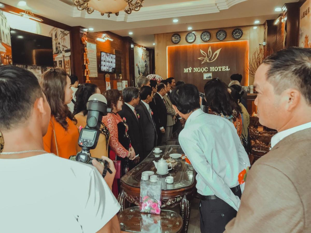 Khách Sạn Mỹ Ngọc Buon Ma Thuot Exterior foto