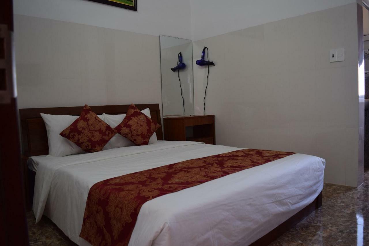 Khách Sạn Mỹ Ngọc Buon Ma Thuot Exterior foto